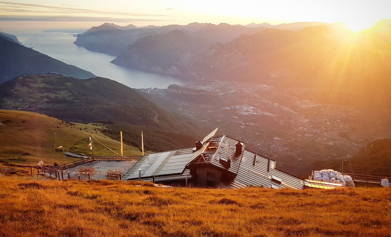 Rifugio Marchetti - Monte Stivo | © Archivio Garda Trentino (Ph. Alberto Rifugio Marchetti) , Garda Trentino 