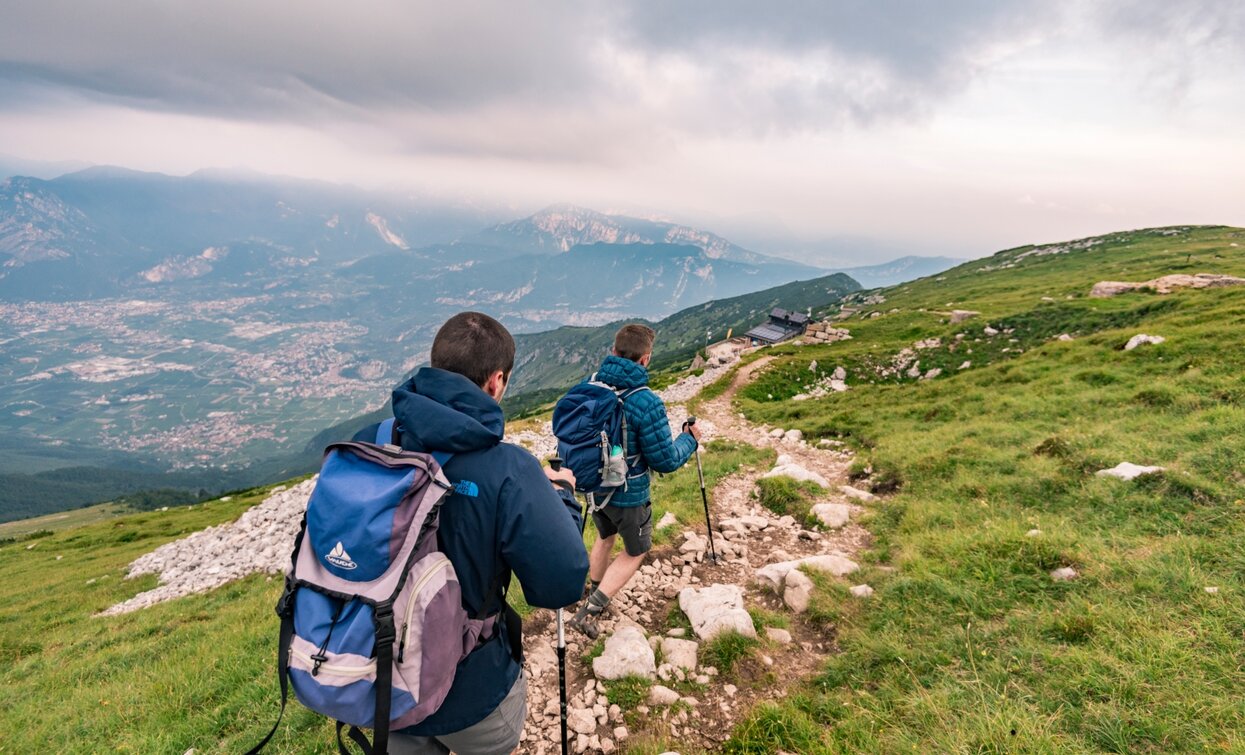 Verso il Rifugio Marchetti - Monte Stivo | © Archivio Garda Trentino (Ph. Jennifer Doohan), Garda Trentino 