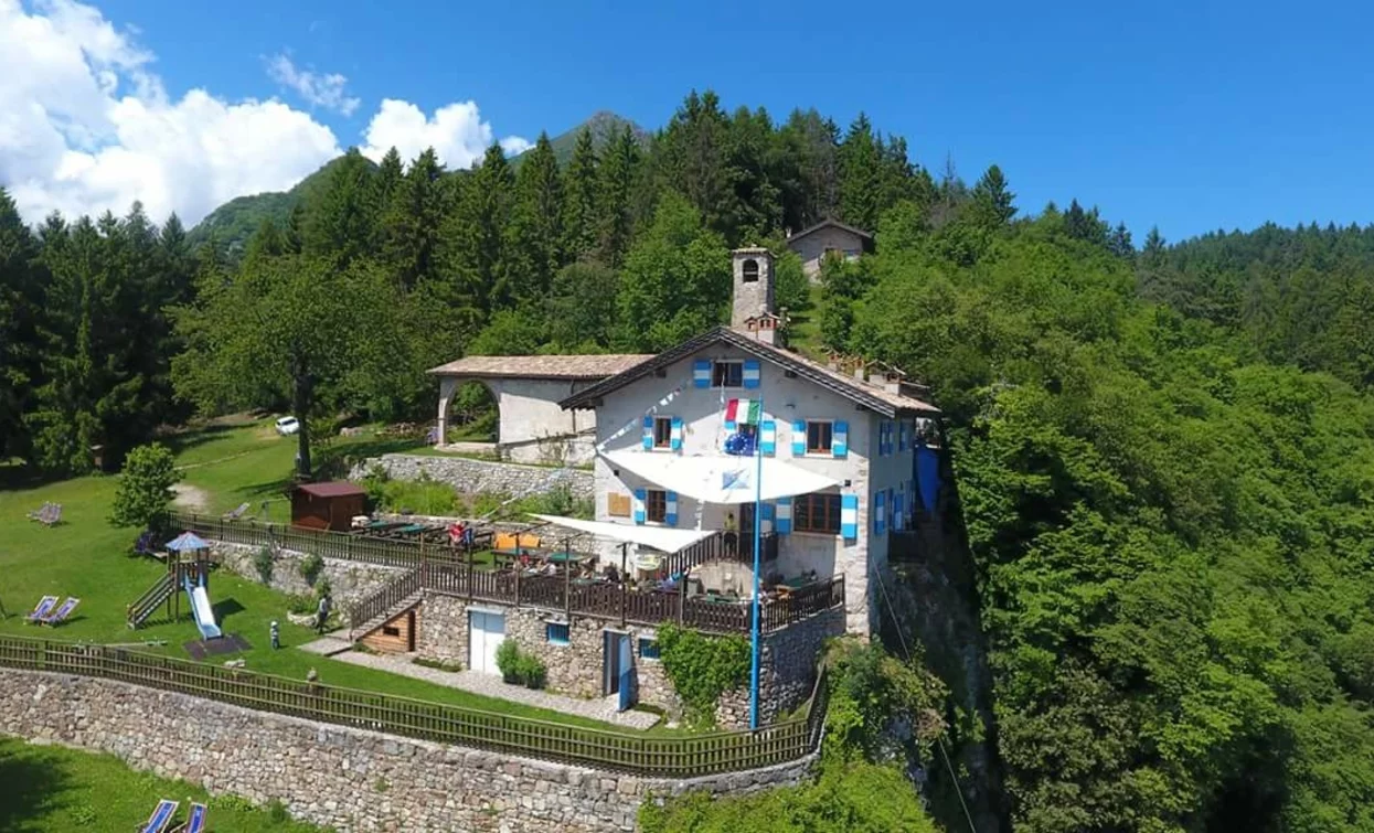 Rifugio San Pietro - panoramica dall'alto | © Manuela Vivaldelli, Community