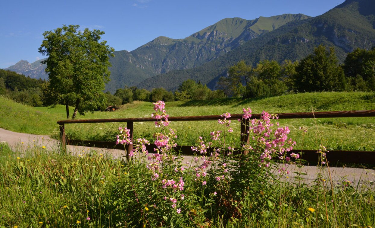 Blick auf die hinterliegenden Berge | © Voglino, Garda Trentino