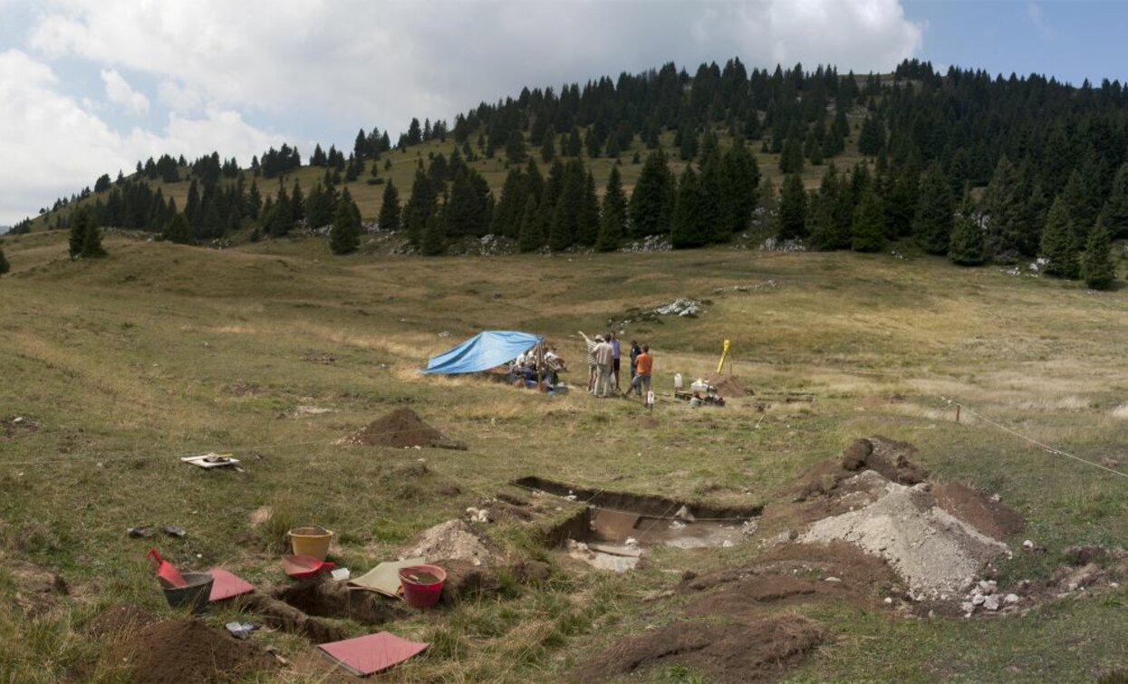 Scavi a Pozza Lavino | © Luca Scoz, Garda Trentino 