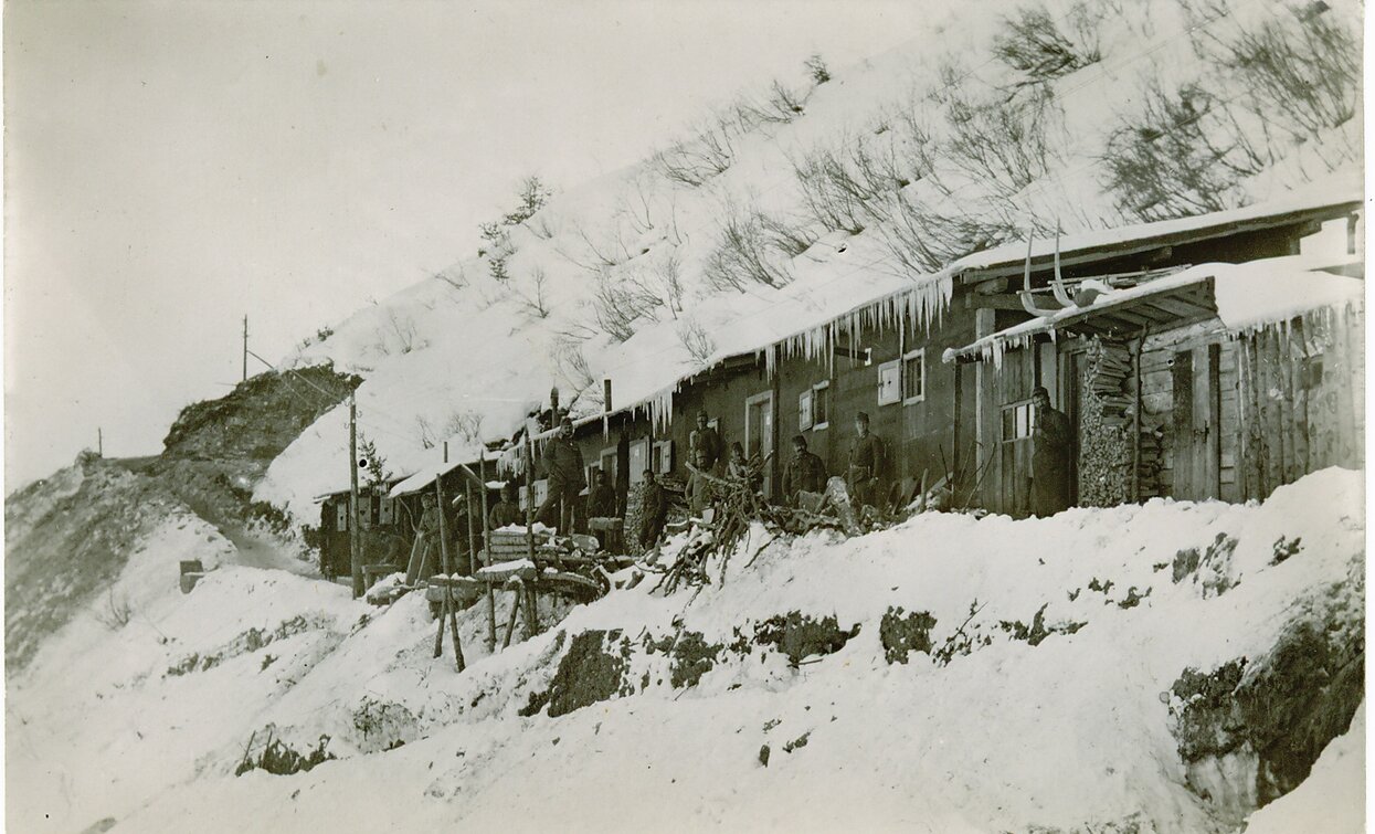 Vintage photos: soldiers at the front | © Staff Outdoor Garda Trentino AC, Garda Trentino