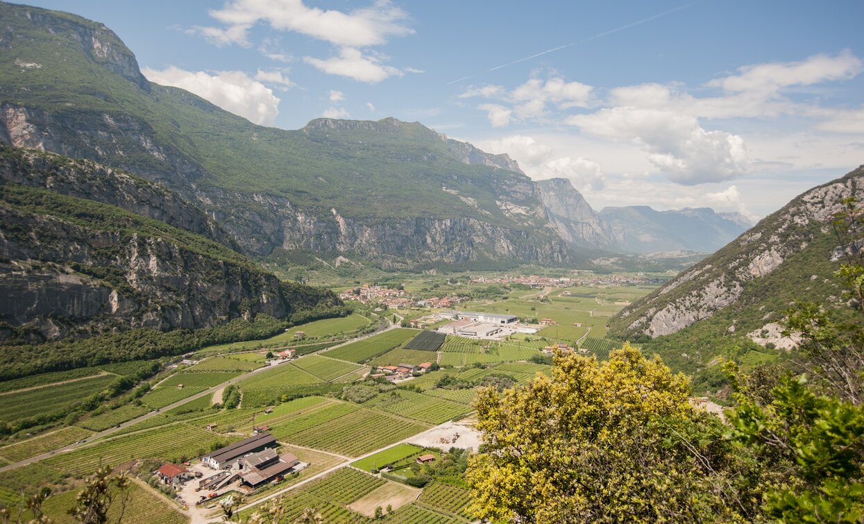 The Sarca Valley, view from the "Schoolteacher's Trail" | © Archivio APT Garda Trentino, Garda Trentino 