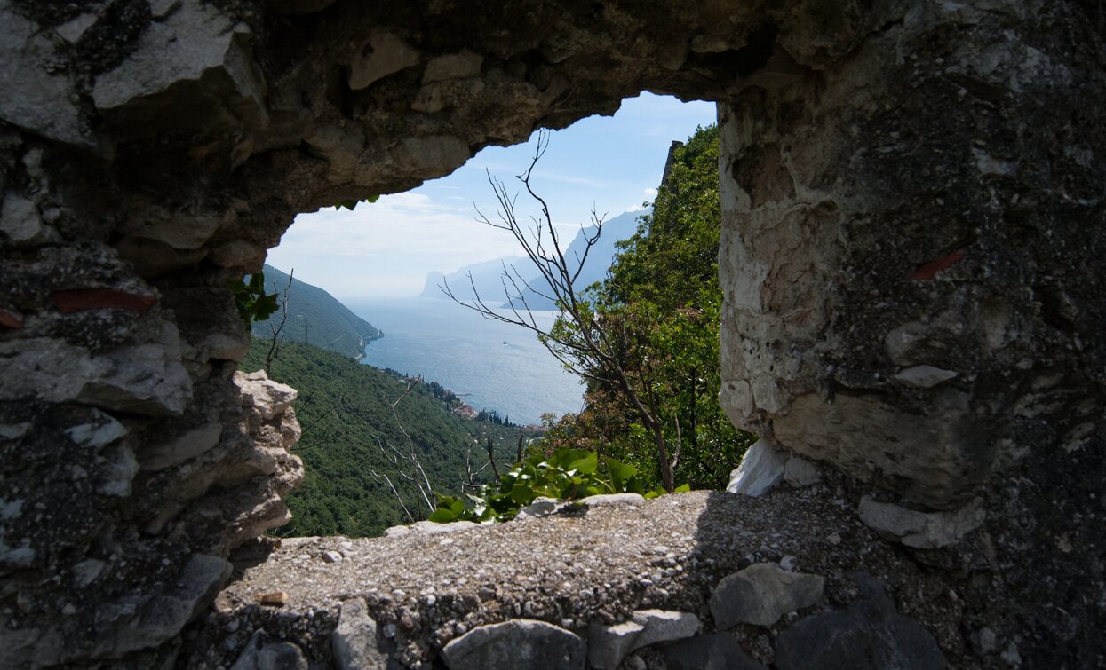 Castel Penede - Nago | © Archivio Garda Trentino, Garda Trentino 