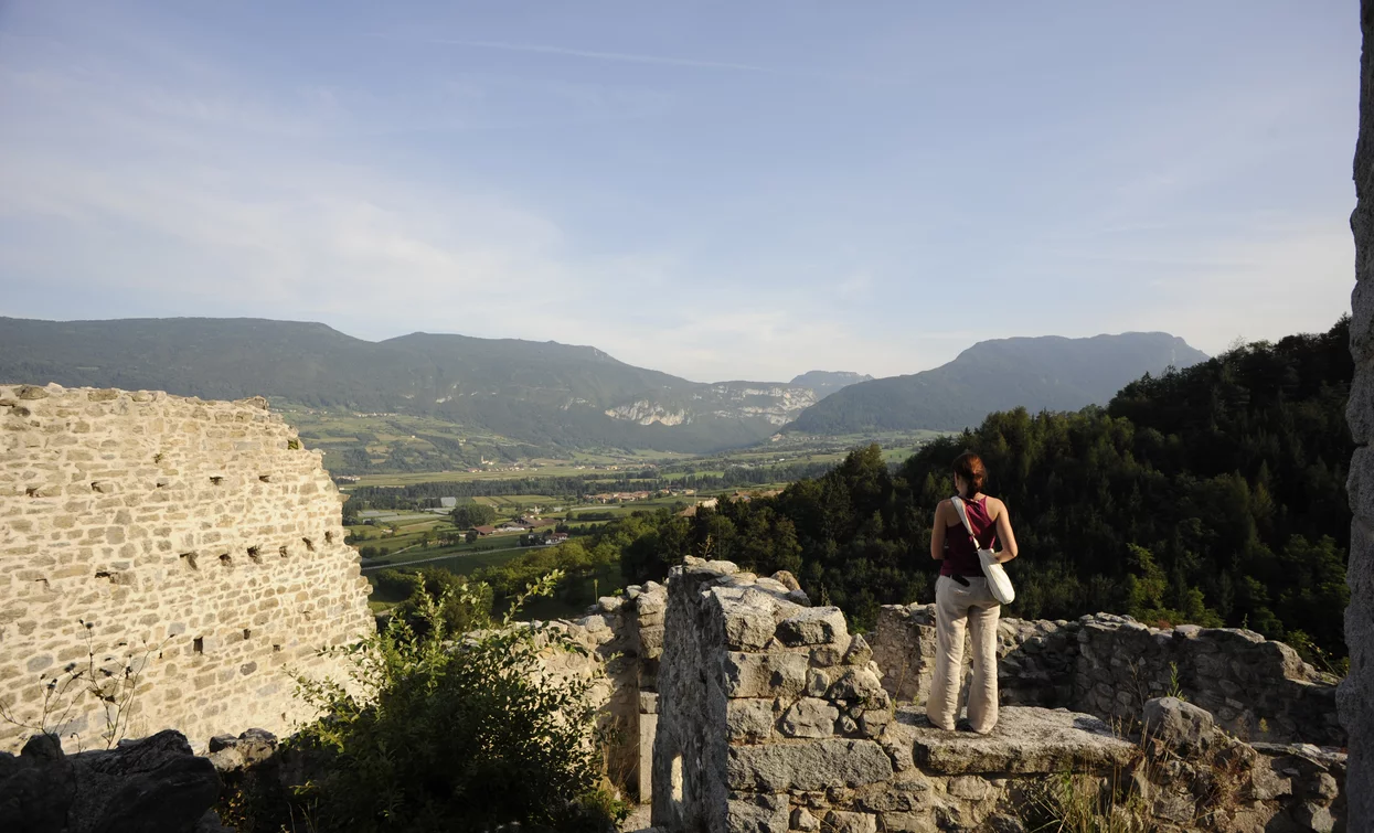 Panoramica da Castel Restor sulla Comano ValleSalus | © fototeca trentino sviluppo foto di D. Lira, North Lake Garda Trentino 