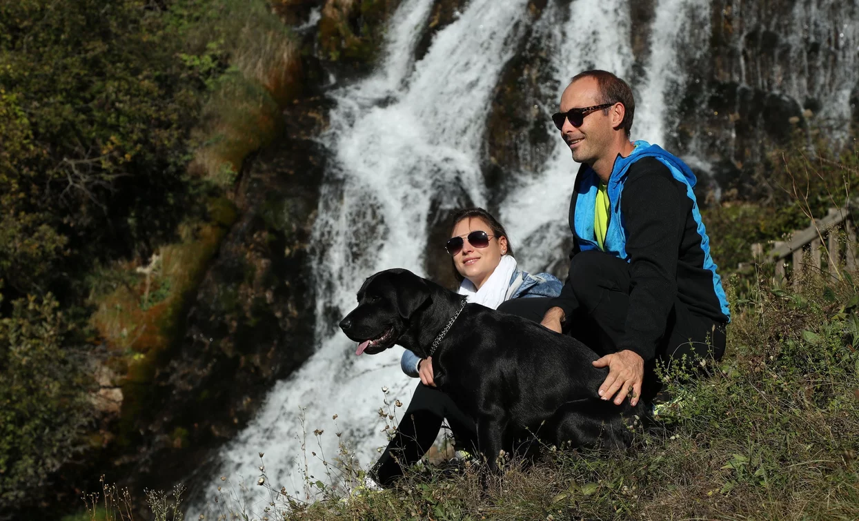 Alla Cascata di Stenico con il cane | © Fototeca Trentino Sviluppo foto di A. Curzel, Garda Trentino 